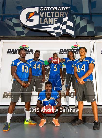 Thumbnail 1 in Mainland (2015 Preseason Top 25 Photo Shoot)  photogallery.