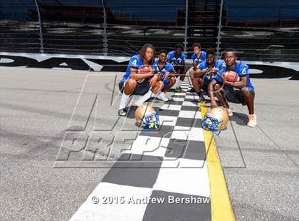 Thumbnail 3 in Mainland (2015 Preseason Top 25 Photo Shoot)  photogallery.