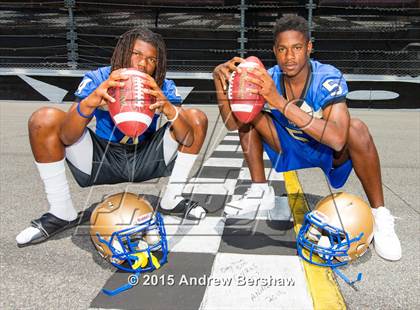 Thumbnail 1 in Mainland (2015 Preseason Top 25 Photo Shoot)  photogallery.