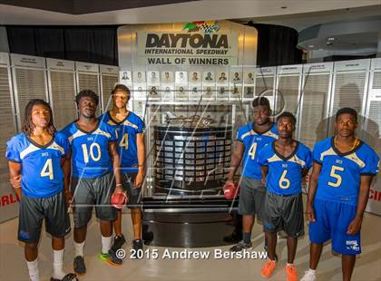 Thumbnail 1 in Mainland (2015 Preseason Top 25 Photo Shoot)  photogallery.