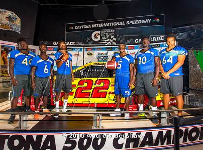Thumbnail 3 in Mainland (2015 Preseason Top 25 Photo Shoot)  photogallery.