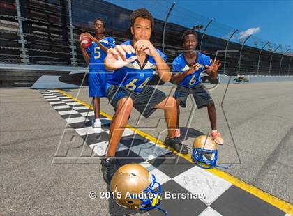 Thumbnail 2 in Mainland (2015 Preseason Top 25 Photo Shoot)  photogallery.