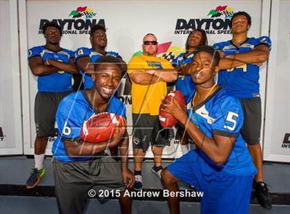 Thumbnail 3 in Mainland (2015 Preseason Top 25 Photo Shoot)  photogallery.