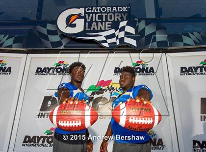 Thumbnail 1 in Mainland (2015 Preseason Top 25 Photo Shoot)  photogallery.