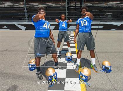 Thumbnail 2 in Mainland (2015 Preseason Top 25 Photo Shoot)  photogallery.