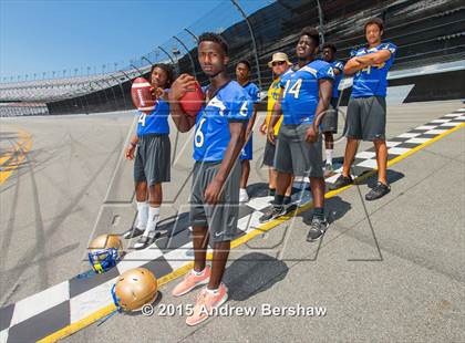 Thumbnail 2 in Mainland (2015 Preseason Top 25 Photo Shoot)  photogallery.