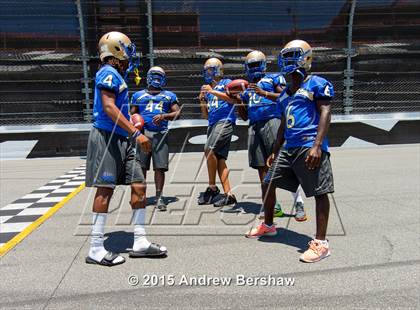 Thumbnail 2 in Mainland (2015 Preseason Top 25 Photo Shoot)  photogallery.