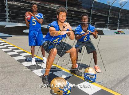 Thumbnail 1 in Mainland (2015 Preseason Top 25 Photo Shoot)  photogallery.