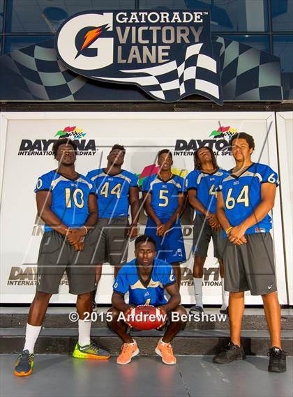 Thumbnail 1 in Mainland (2015 Preseason Top 25 Photo Shoot)  photogallery.
