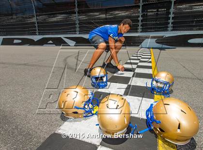 Thumbnail 3 in Mainland (2015 Preseason Top 25 Photo Shoot)  photogallery.