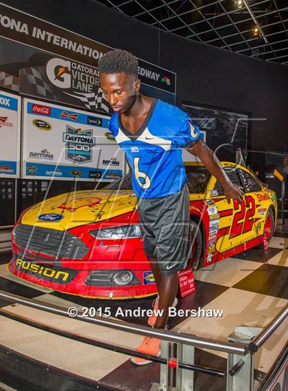 Thumbnail 1 in Mainland (2015 Preseason Top 25 Photo Shoot)  photogallery.
