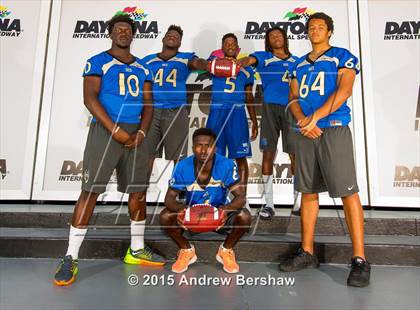 Thumbnail 2 in Mainland (2015 Preseason Top 25 Photo Shoot)  photogallery.