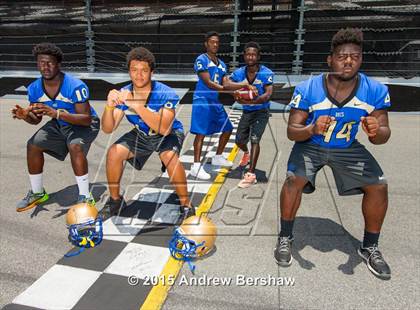 Thumbnail 3 in Mainland (2015 Preseason Top 25 Photo Shoot)  photogallery.
