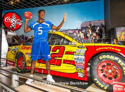 Thumbnail 2 in Mainland (2015 Preseason Top 25 Photo Shoot)  photogallery.