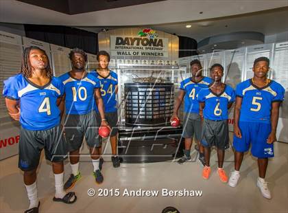 Thumbnail 2 in Mainland (2015 Preseason Top 25 Photo Shoot)  photogallery.