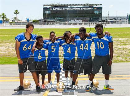 Thumbnail 3 in Mainland (2015 Preseason Top 25 Photo Shoot)  photogallery.