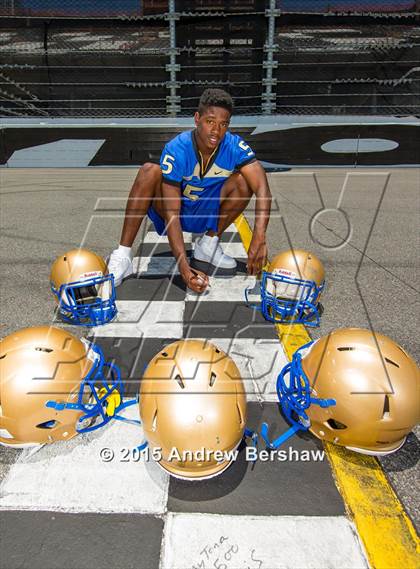 Thumbnail 2 in Mainland (2015 Preseason Top 25 Photo Shoot)  photogallery.