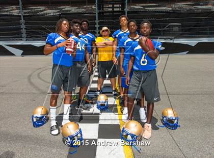 Thumbnail 2 in Mainland (2015 Preseason Top 25 Photo Shoot)  photogallery.