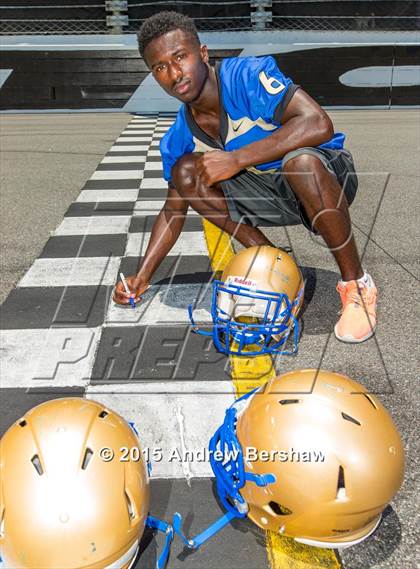 Thumbnail 3 in Mainland (2015 Preseason Top 25 Photo Shoot)  photogallery.
