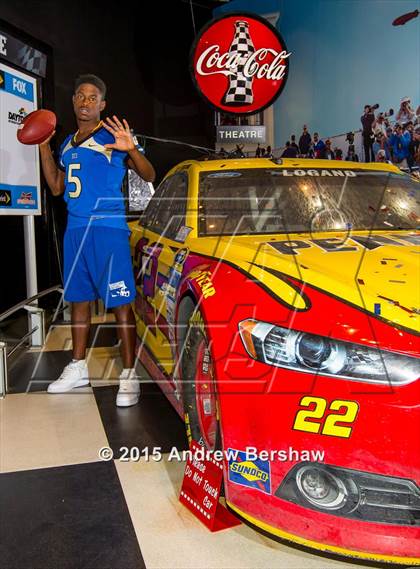 Thumbnail 2 in Mainland (2015 Preseason Top 25 Photo Shoot)  photogallery.