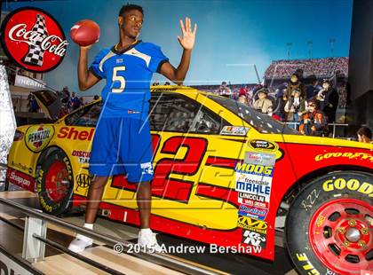 Thumbnail 1 in Mainland (2015 Preseason Top 25 Photo Shoot)  photogallery.