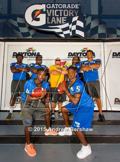 Thumbnail 1 in Mainland (2015 Preseason Top 25 Photo Shoot)  photogallery.