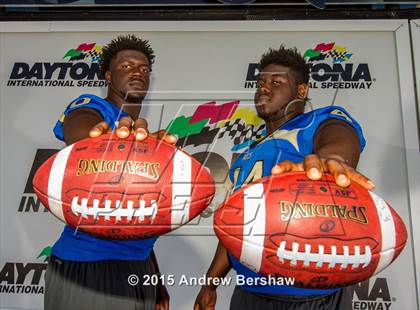 Thumbnail 1 in Mainland (2015 Preseason Top 25 Photo Shoot)  photogallery.