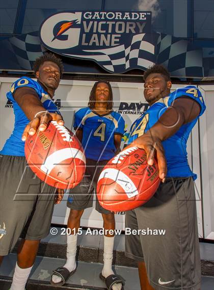 Thumbnail 1 in Mainland (2015 Preseason Top 25 Photo Shoot)  photogallery.