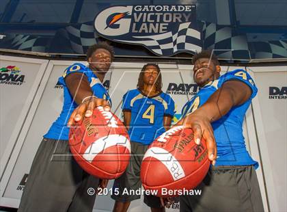 Thumbnail 1 in Mainland (2015 Preseason Top 25 Photo Shoot)  photogallery.