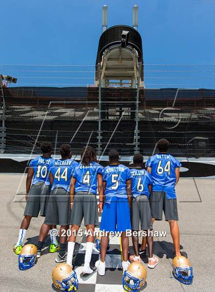 Thumbnail 2 in Mainland (2015 Preseason Top 25 Photo Shoot)  photogallery.