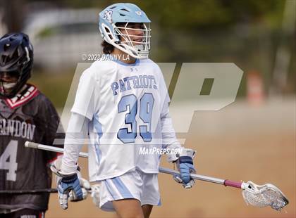 Thumbnail 1 in Herndon @ Yorktown photogallery.