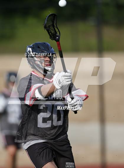 Thumbnail 3 in Herndon @ Yorktown photogallery.