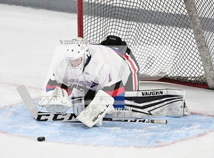 Thumbnail 2 in Greenwich @ Warde/Ludlowe photogallery.