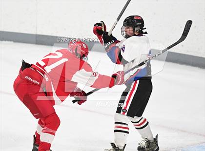 Thumbnail 3 in Greenwich @ Warde/Ludlowe photogallery.