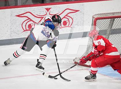 Thumbnail 2 in Greenwich @ Warde/Ludlowe photogallery.