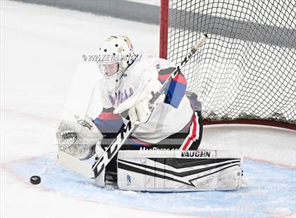 Thumbnail 3 in Greenwich @ Warde/Ludlowe photogallery.