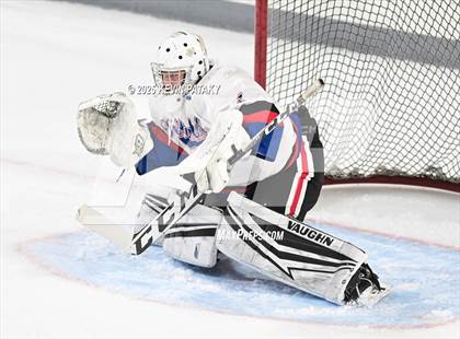 Thumbnail 2 in Greenwich @ Warde/Ludlowe photogallery.