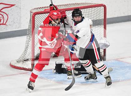 Thumbnail 3 in Greenwich @ Warde/Ludlowe photogallery.