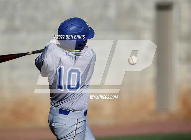 null - Photo 01