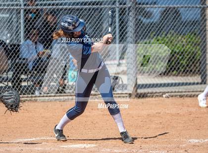 Thumbnail 3 in Mission Hills vs San Dieguito Academy photogallery.