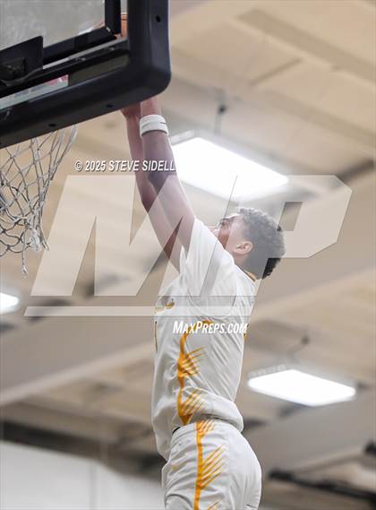 Thumbnail 1 in Vista @ Mission Bay photogallery.