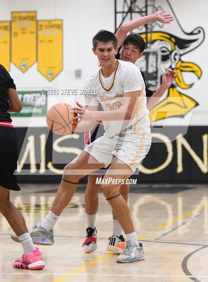 Thumbnail 1 in Vista @ Mission Bay photogallery.