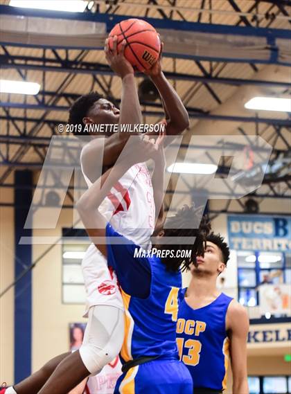 Thumbnail 1 in Orlando Christian Prep vs. Tampa Prep (ARS/Rescue Rooter National Hoopfest) photogallery.