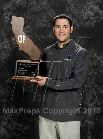 Thumbnail 2 in Corona del Mar (CIF State D3 Awards) photogallery.