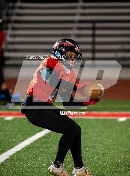 Thumbnail 3 in Grain Valley vs Fort Osage (MSHSAA Class 5 Quarterfinals) photogallery.