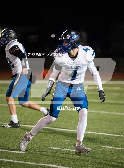 Thumbnail 1 in Grain Valley vs Fort Osage (MSHSAA Class 5 Quarterfinals) photogallery.