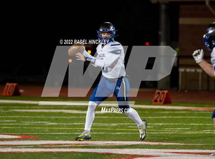 Thumbnail 2 in Grain Valley vs Fort Osage (MSHSAA Class 5 Quarterfinals) photogallery.