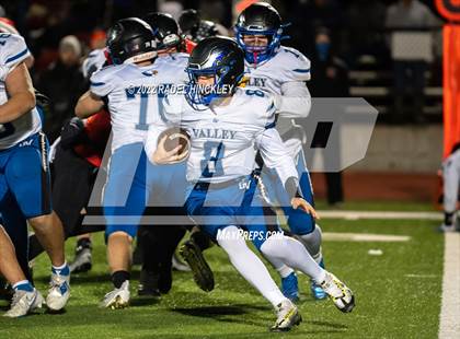 Thumbnail 1 in Grain Valley vs Fort Osage (MSHSAA Class 5 Quarterfinals) photogallery.