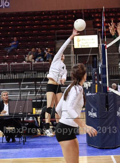 Thumbnail 1 in Tuba City @ Flagstaff (AIA State Playoff) photogallery.