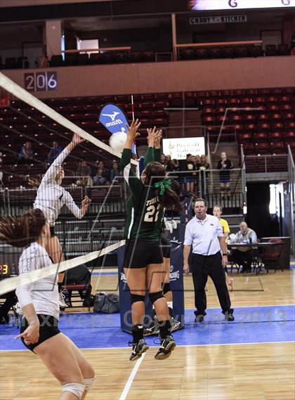 Thumbnail 3 in Tuba City @ Flagstaff (AIA State Playoff) photogallery.